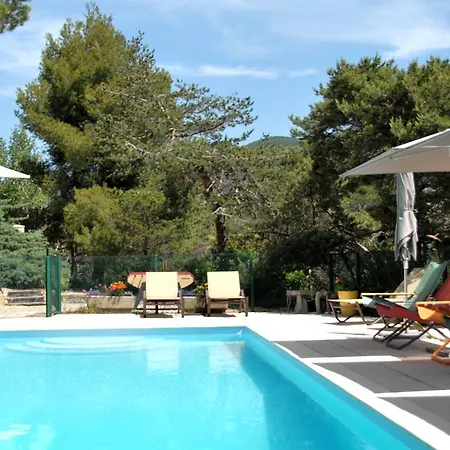 La Bastide Aux Bois * Venterol (Drome)